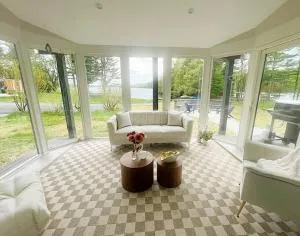 Luxury Lakefront Retreat - Mongaup Valley