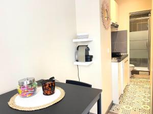 Appartements Studio neuf a 2 pas du metro : Appartement 1 Chambre