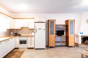 SounioKallisti Suites 3