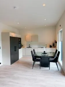 Modern Haug Retreat, Brand New Apartment from 2024 - Haug