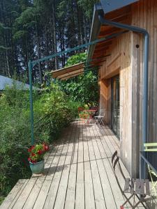 Maisons de vacances Entre les cedres : Maison 2 Chambres