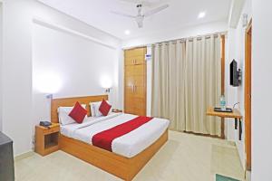 Mauryan Elite Hotel Chhatarpur Metro Station