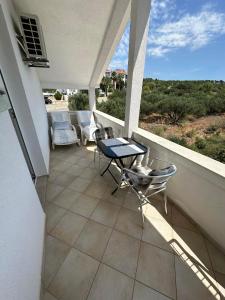 Apartmani Ljubica, Murter