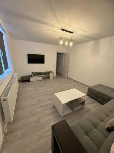 Apartament modern, totul nou, in centrul orasului - Marten