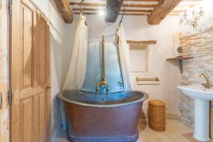 Villas Mas Ancien Dans Les Vignes : photos des chambres