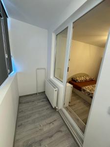 Apartament modern, totul nou, in centrul orasului