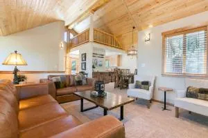 Northstar Home - Basque 283 by East West Hospitality - Truckee-Tahoe Airport