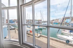 14 Nothe Parade - Waterfront Holiday Cottage