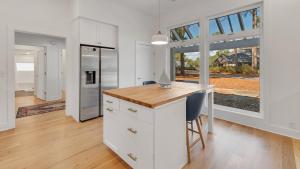 Litchfield Cottage home by Peace Vacations