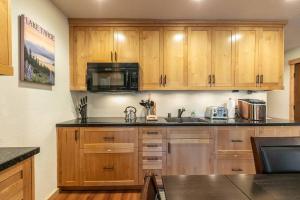 Ski Trails 4119 by East West Hospitality