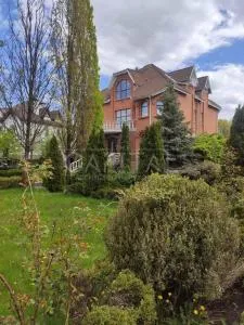 Два будинки з бассейнами під Києвом - Kapitanovka