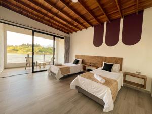 Viajero Guatapé Hostel & Lake Club