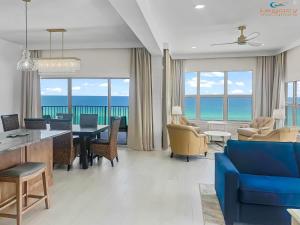 ETW#6004-Penthouse Beachfront Condo–Amazing Views