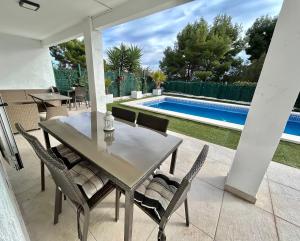 Chalet con piscina privada en Alcocebre