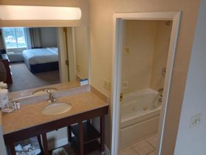 SAMIR Stay at NW Expressway