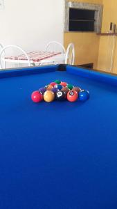 Casa Marron com vista para o mar 2, com mesa de Sinuca - 2 Km Centro