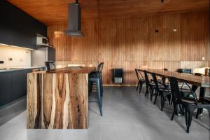 Increible Casa de Diseño en el Bosque! - 8 personas - Mar de las Pampas