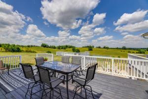 Sprawling Kentucky Getaway with Pool and Hot Tub!
