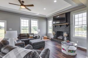 Sprawling Kentucky Getaway with Pool and Hot Tub!