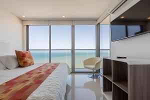 Awesome Oceanfront “Morros City” 29th floor 2R3BR