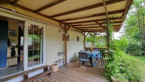 Mobil Home arboré proche rivière