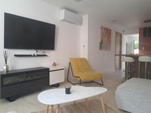 Magnifique appartement 2 chambres avec 50 m2 de jardin privatif