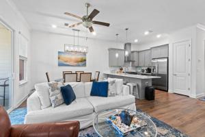 Fountain View at Kara Lake Townhomes