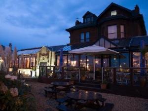Lauriston Hotel