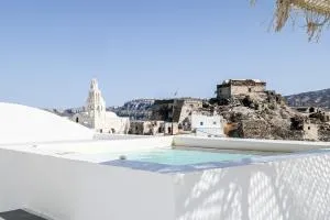 White Curves Santorini - Vlychada Beach