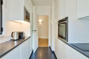 Splendid Apartment in the Heart of the Chic 16th