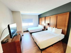 Suite room in Extended Stay America Suites - Buffalo - Airport
