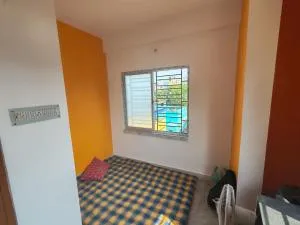 Couchsurfer's Nest - Singur