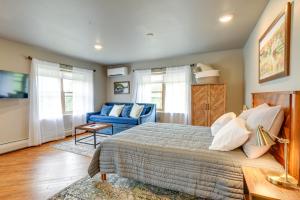 Meredith Studio Near Downtown Hike, Swim, Ski!