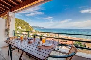 Etherial Stay in Corfu island Home166