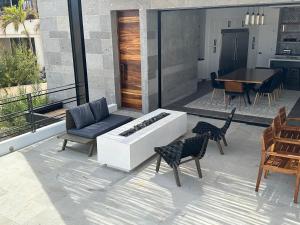 Casa Santos Pedregal