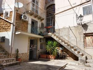 La CASA DI PORTO EMPEDOCLE