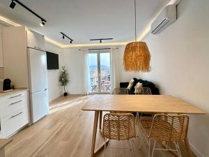 Ático con solárium y BBQ cerca del Centro 6 pax