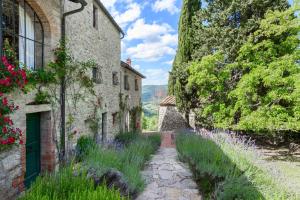 Villa Poggio la Croce by Mmega