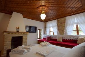Aqueduct inn