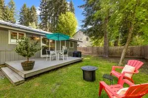 New! Break at 208, walk to lake, park, downtown, hospital - pet-friendly - McCall