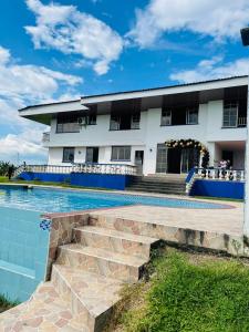 Casa alquiler a 5 minutos del parque del cafe