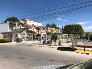 Cómoda Casa Zona Norte León - San José de Otates