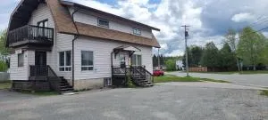 Kozy Casa - Hawk Junction