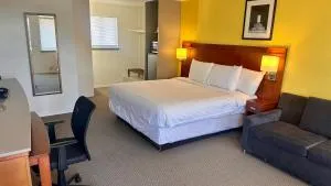 Lakeshore Inn Water Front - Othello