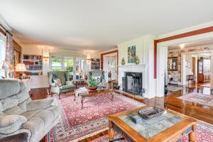 Geneva Vacation Rental with Vineyard and Lake Views!