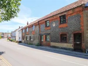 Happy Daze - West Runton