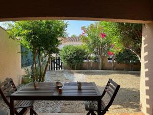 Villa T3 à Saint-Cyprien, 6 pers, Piscine, Terrasse, Proche Plage et Port - FR-1-793-22