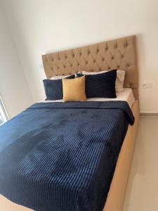 Marina Golf 1 bedroom apartment, Pool View and partial sea view,