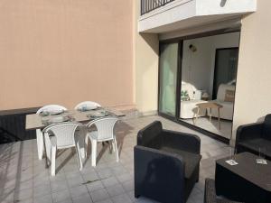 Appartement rénové avec terrasse près du port, 4 couchages - FR-1-309-473