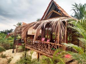 Little India Beach Cottages